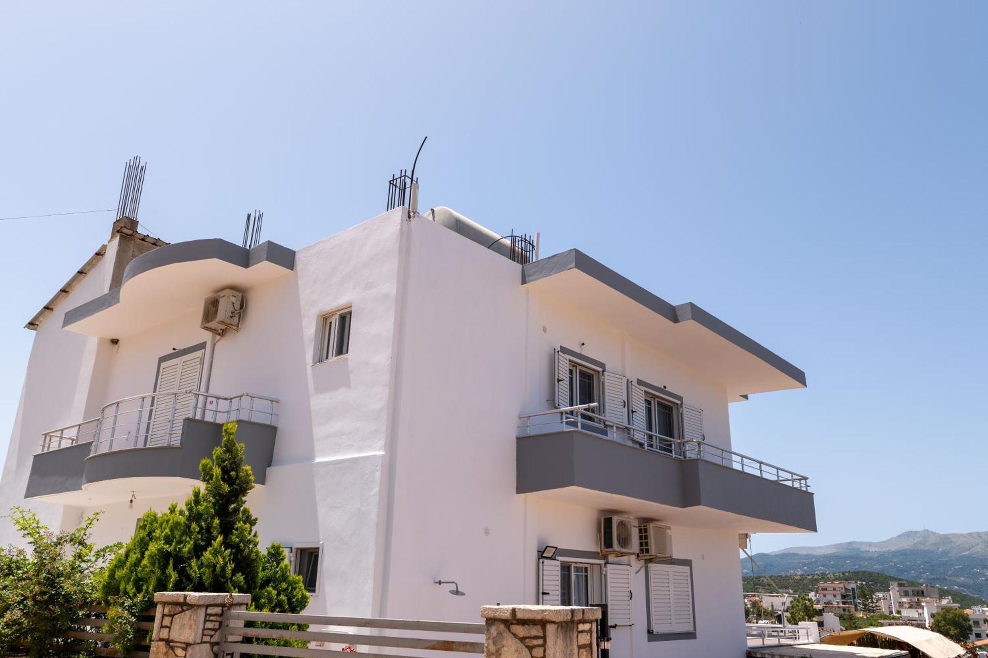 Leka Apartments Ksamil Bagian luar foto