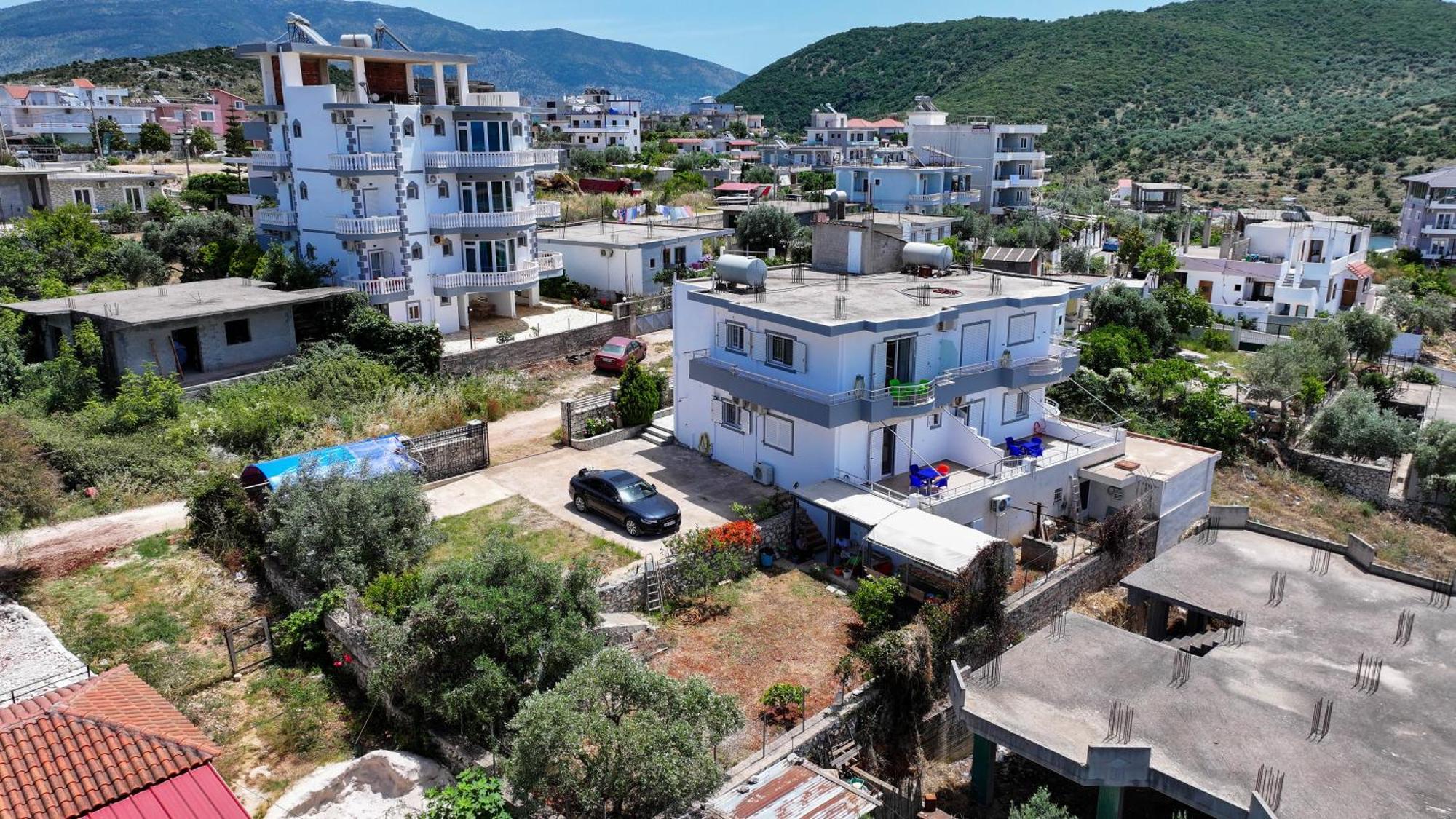 Leka Apartments Ksamil Bagian luar foto